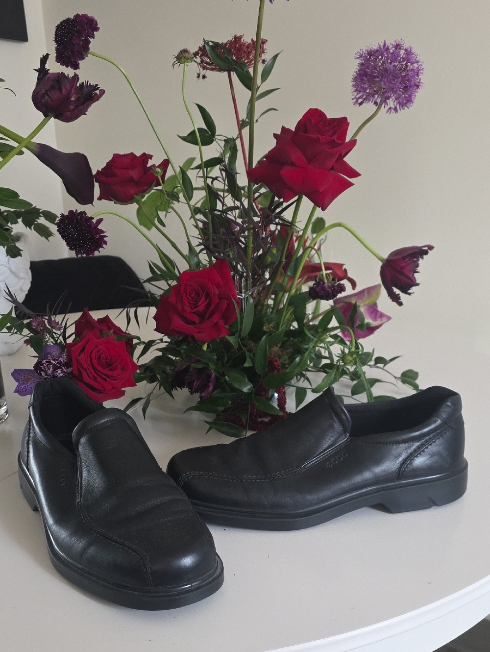 Ecco Black Leather Slip-On Loafers